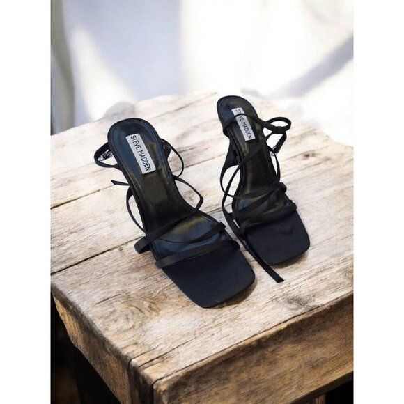New Black Satin Strappy Brendi Steve Madden Starlet Stilettos Heels Sandals SZ 8 - Picture 1 of 2